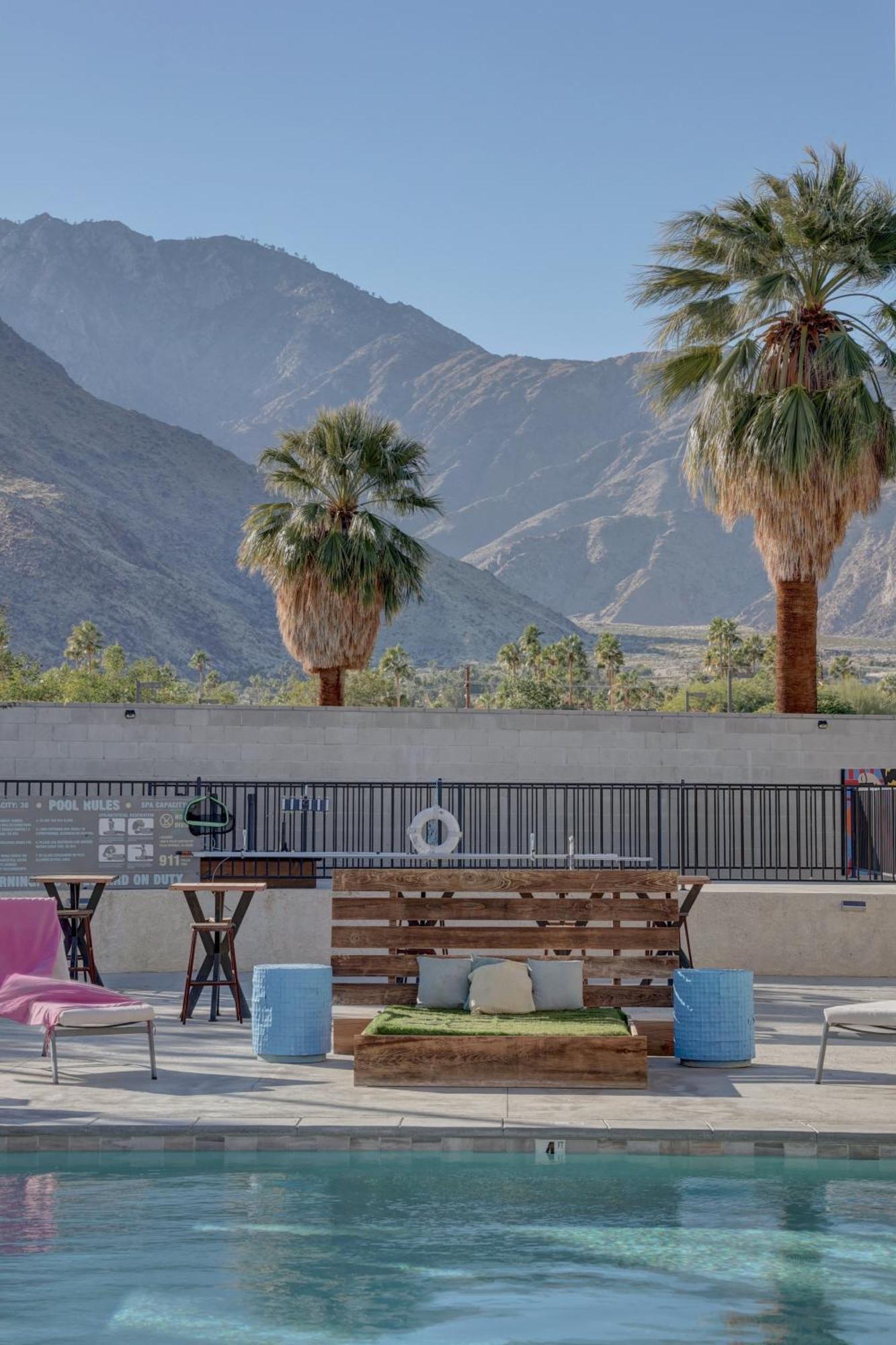 The Infusion Beach Club Palm Springs Exterior photo